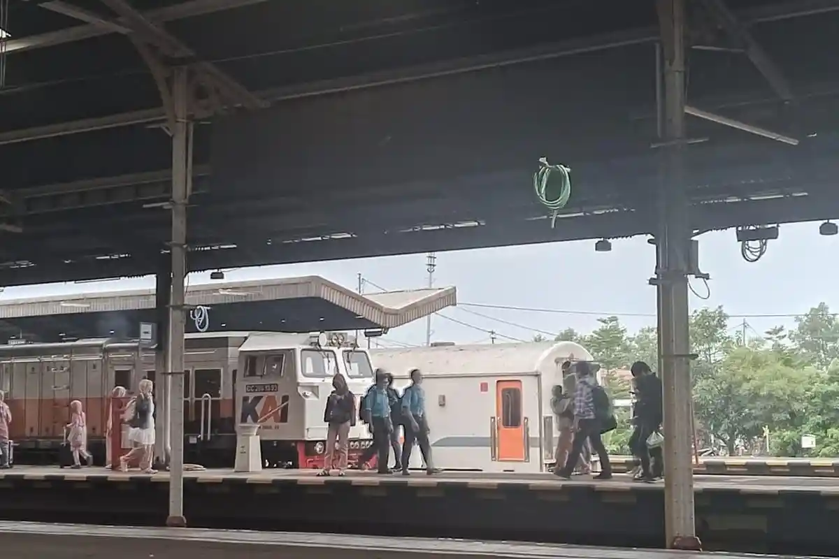 Hampir 9 Ribu Tiket KA Terjual di Daop 3 Cirebon untuk Mudik Lebaran 2024, Masih Banyak Tersedia