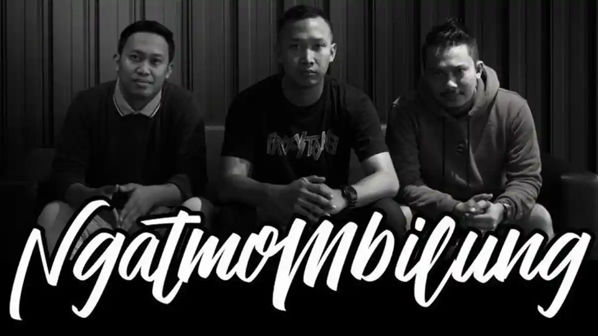 Lirik Lagu dan Chord Gitar Menepi - Ngatmombilung