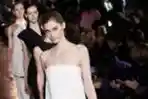 Fashion Show Karya Stella McCartney
