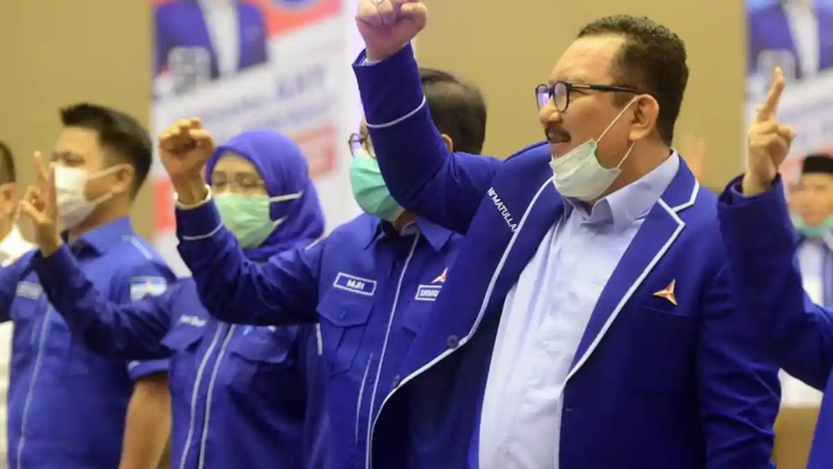 Ulla Tegaskan Legislator Demokrat Wajib Pasang Baliho Usungan Demokrat di Sulsel