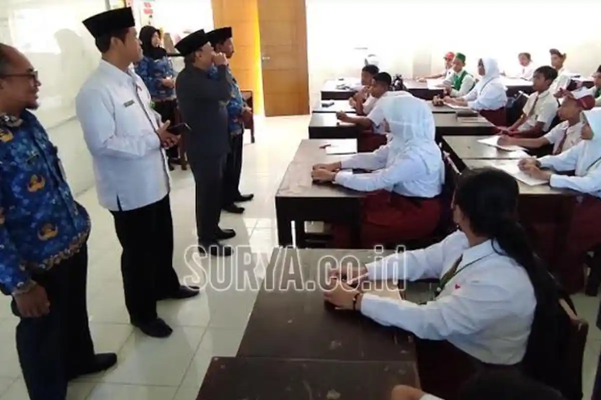 Tak Boleh Ada Perploncoan, MPLS Siswa Baru di Kota Blitar Harus Menyenangkan