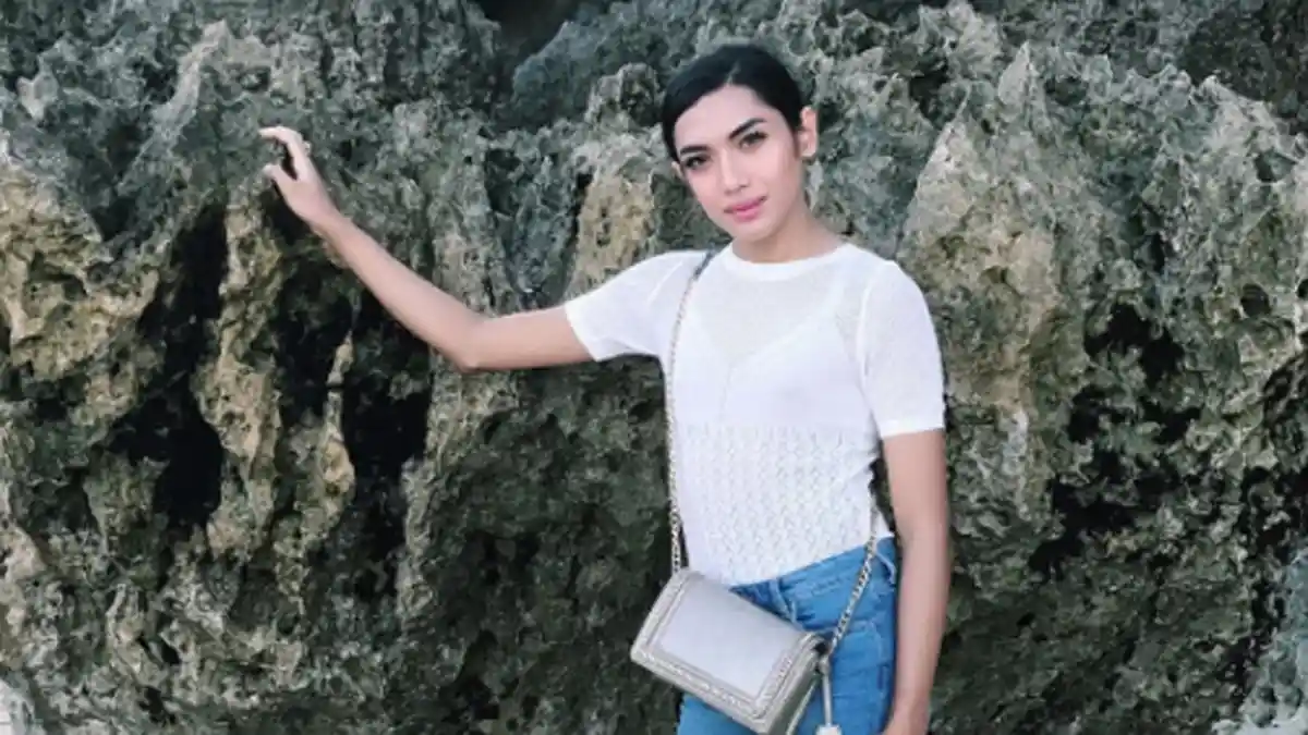 Millendaru Semakin Menjadi! Kenakan Pakaian Dalam Wanita, Netizen Ingatkan Soal Kematian