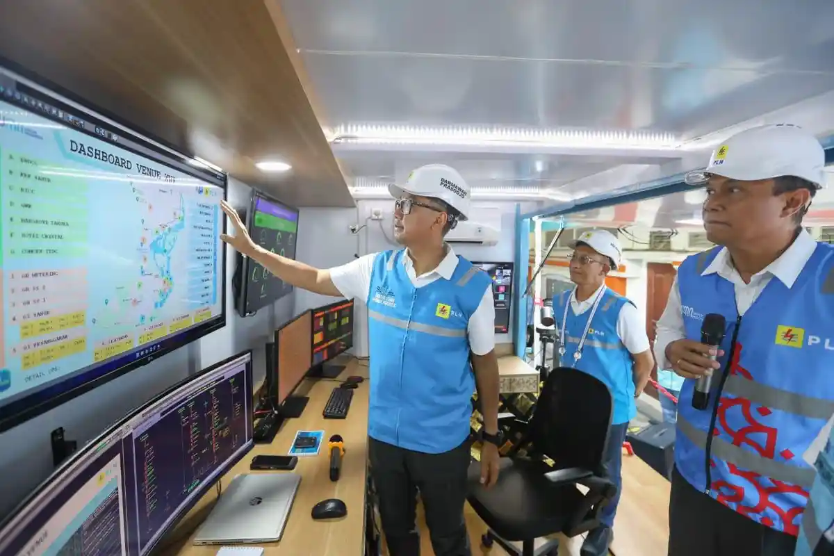 Dirut PLN Tinjau Posko Utama Kelistrikan KTT WWF, Pastikan Seluruh Sistem Kelistrikan di Bali Andal