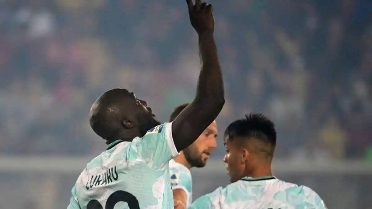 Link Live Streaming Inter vs Spezia Malam Ini Panggung Lukaku, Napoli vs AC Monza Dilema Petagna