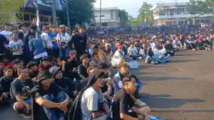NOBAR-PERSIB-VS-PERSIJA-DI-STMIK-KOTA-TASIKMALAYA.jpg