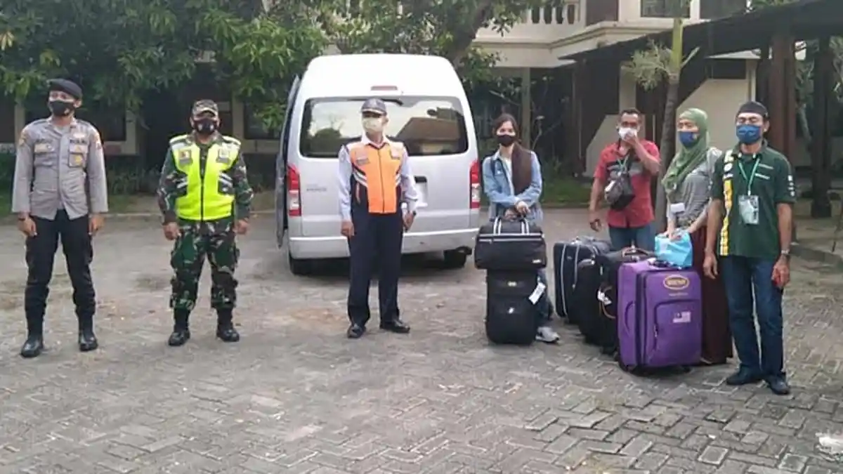 Hasil Swab Negatif, Empat Pekerja Migran Asal Bojonegoro yang Dikarantina Lega Boleh Pulang