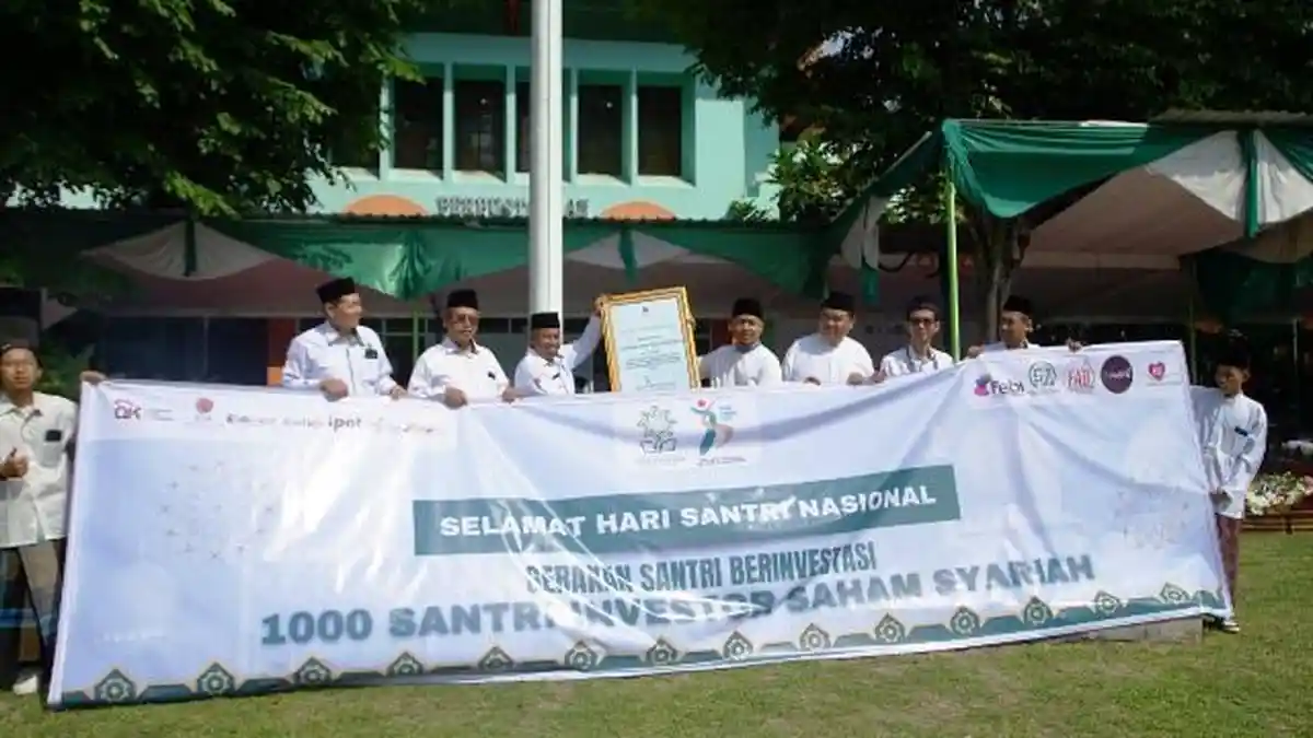UIN Surakarta Terima Penghargaan 1.000 Investor Saham Syariah