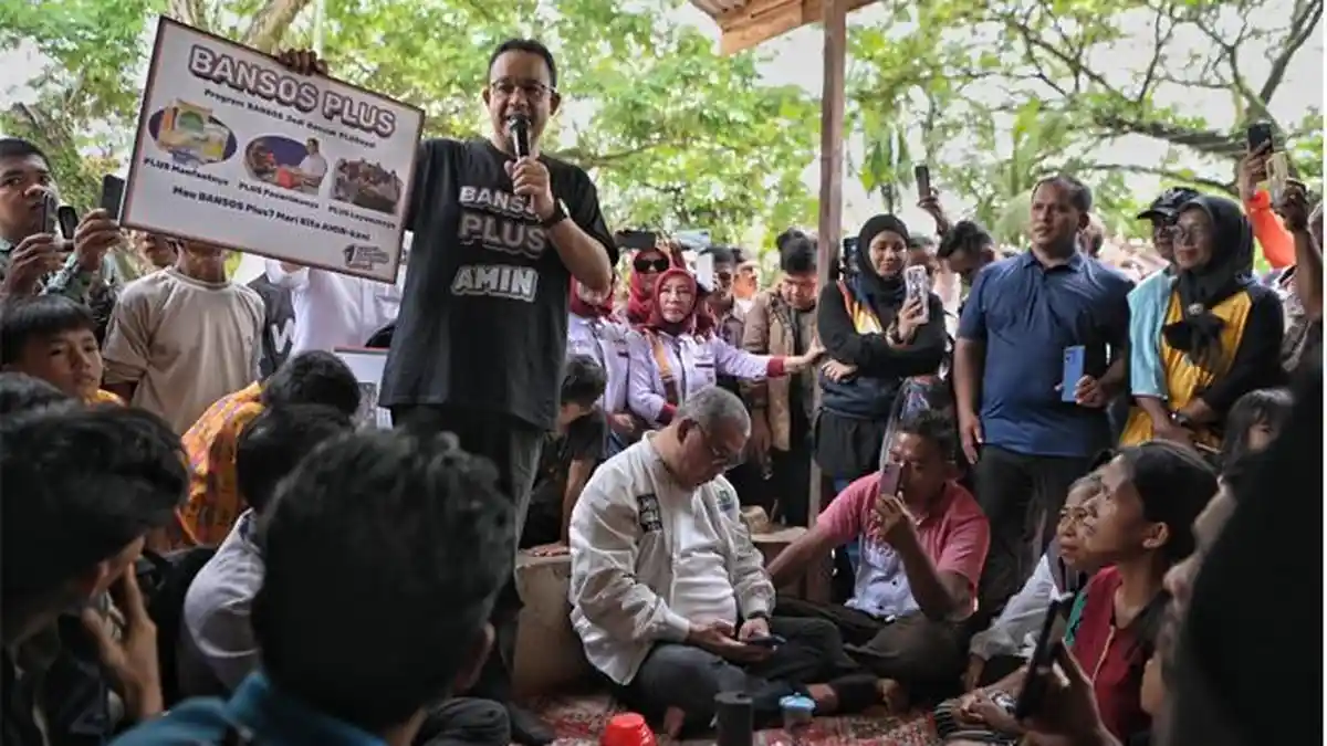 Tak Hanya Prioritaskan Pembangunan di Kampung-kampung, Anies juga Perkenalkan Program Bansos Plus