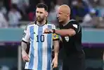 Wasit-final-Piala-Dunia-2022-Szymon-Marciniak-dan-Lionel-Messi.jpg