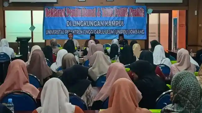 Suasana-Deklarasi-Pemilu-Damai-di-Unipdu-Jombang.jpg