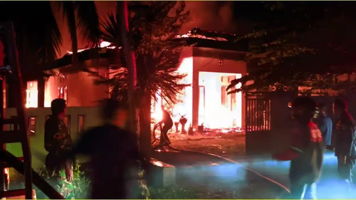BREAKING NEWS: Rumah Milik Pensiunan Guru di Kabupaten Gorontalo Hangus Terbakar