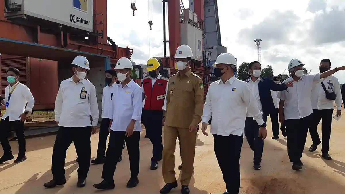 Gudang di Pelabuhan Batu Ampar Batam Dibongkar, Kawasan Pelabuhan Segera Dipagar Keliling