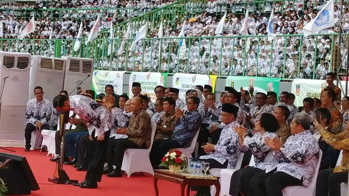 Peringati Hari Guru,  Aturan Kemenpan Jadi Duri Bagi Guru Honorer K2