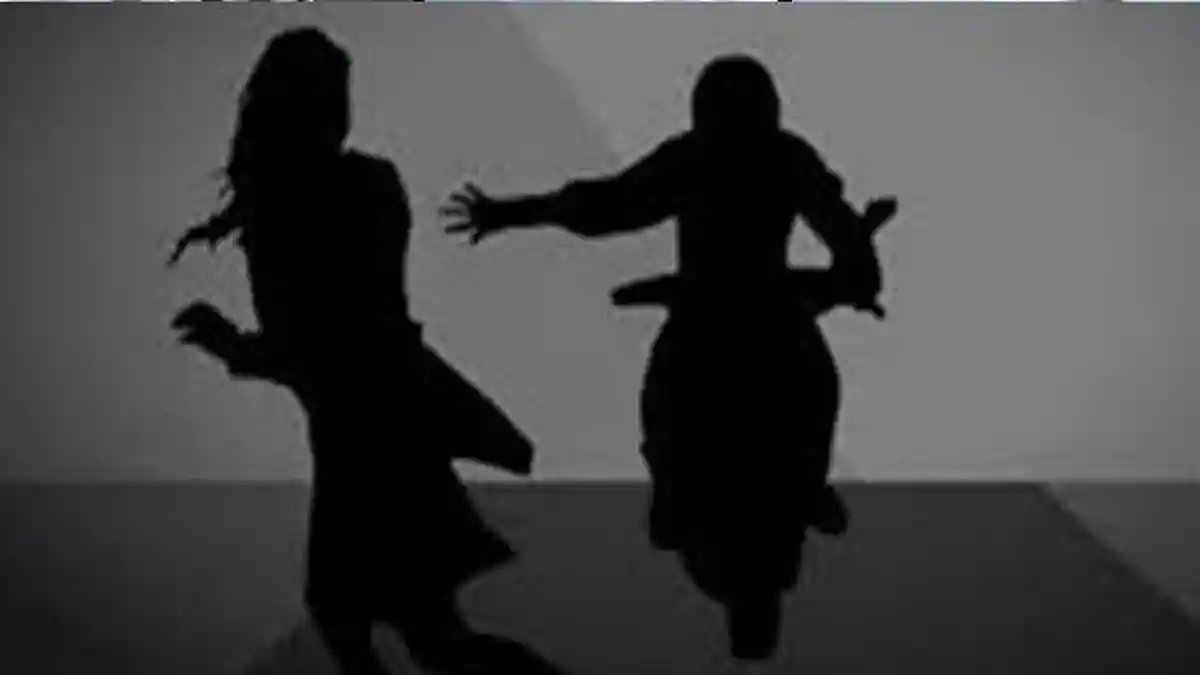 Pulang dari Pesta, Mama Muda Ini Dipukul Pengendara Motor dari Belakang : 10 Hari Koma, Harta Ludes