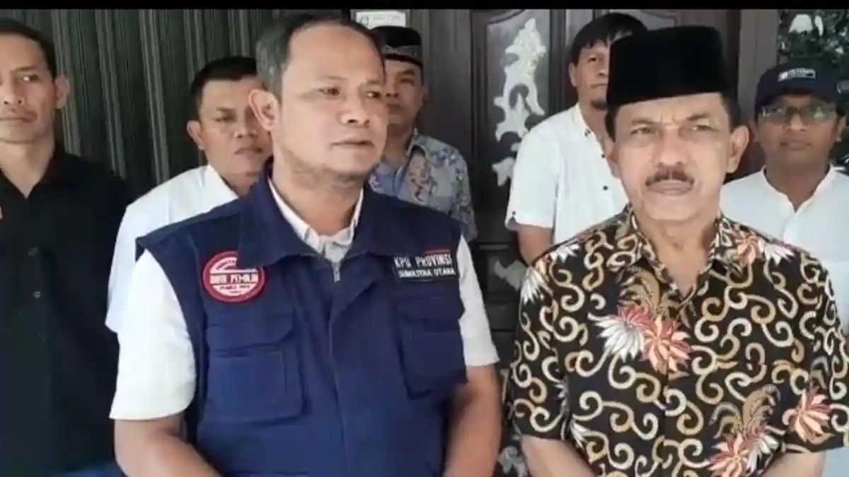 Petugas Pantarlih Didampingi Anggota KPU Sumut Lakukan Coklit dari Rumah ke Rumah di Kota Binjai