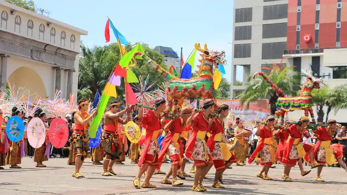 Meriahnya Karnaval Dugderan di Kota Semarang, Warak Ngendok Raih Rekor Leprid