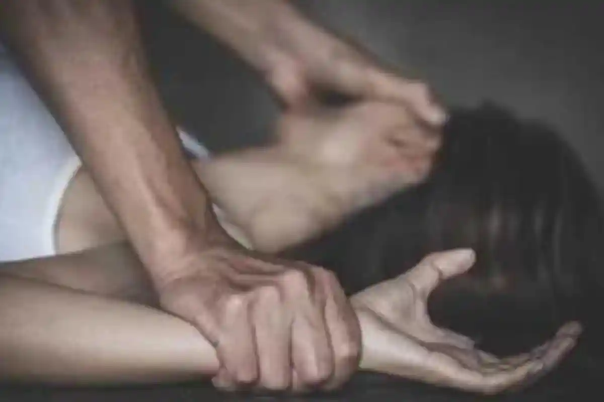 Dilecehkan di Jalan, Wanita Ini Gigit Lidah Pelaku Lalu Membawanya ke Kantor Polisi Sebagai Bukti