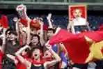 Suporter Vietnam Rayakan Kemenangan