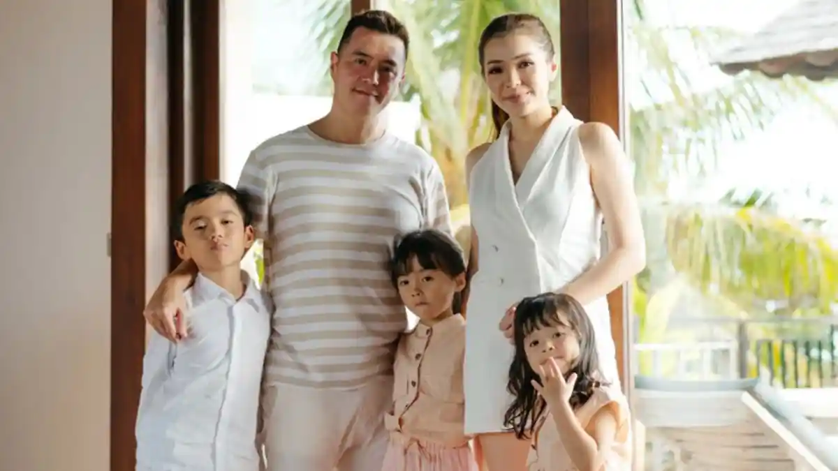 Kabar Maya Septha, Punya 3 Anak di Usia 36 Tahun, Pamer Momen Harmonis Bareng Keluarga: Kami Bahagia