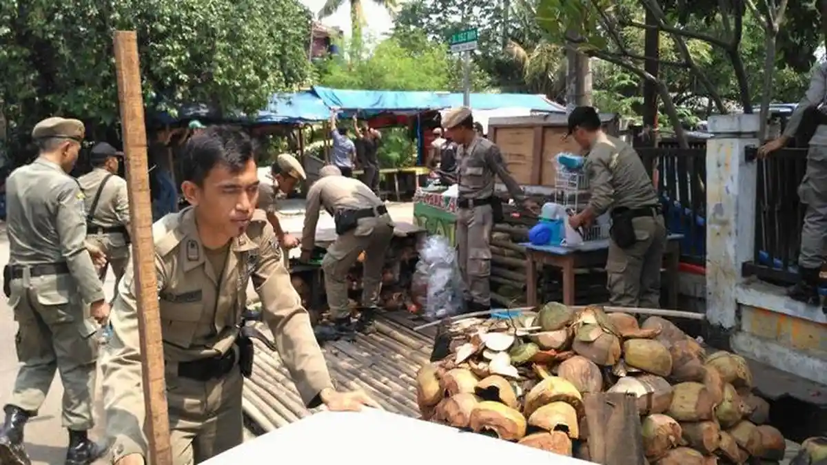 Warga Minta Satpol PP Depok Perketat Pengawasan Usai Tertibkan PKL