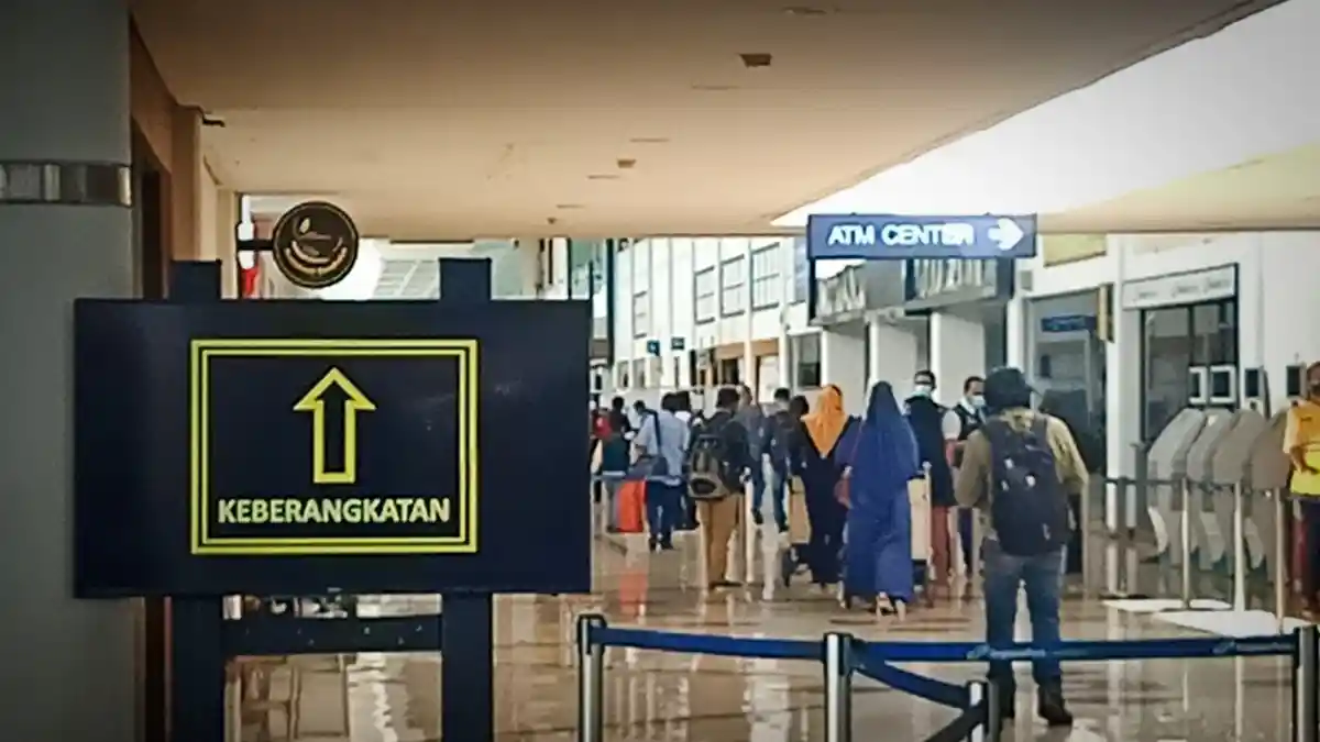 Syarat dan Aturan Naik Pesawat hingga Kereta Api Selama Periode Natal 2021 - Tahun Baru 2022