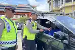 Operasi Pallawa 2026: Polisi Ingatkan Sopir di Terminal Palopo Selalu Pakai Safety Belt