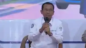 Direktur-Utama-BPJS-Kesehatan-Prihati-Pujowaskito-saat-konferensi-pers-secara-hybrid.jpg