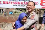 Kapolres-Aceh-Tengah-AKBP-Muhamad-Taufiq-memeluk-Saidah-68.jpg