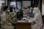 petugas-pelayanan-publik-dan-wartawan-vaksin-covid-19-tahap-ii_20210308_160618.jpg
