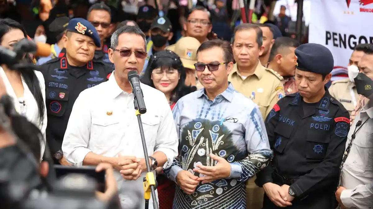 Heru Budi Ancam Cabut KJP Pelajar Kedapatan Merokok, Komisi E: Jangan Gertak Sambal Aja! 