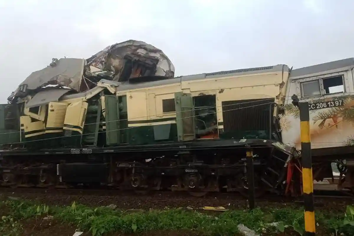Korban Luka Tabrakan Kereta Api Dievakuasi ke RSUD Cicalengka, Belum Ada Data Pasti