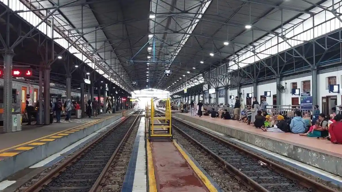 Banjir Surut, Stasiun Semarang Tawang Sudah Berfungsi Normal