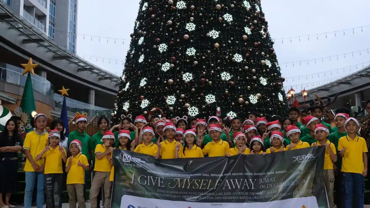 Berbagi Berkat, Delipark Mall Ajak Anak Panti Asuhan Rayakan Natal Bersama