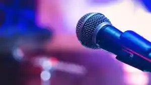 Ilustrasi-tempat-karaoke.jpg