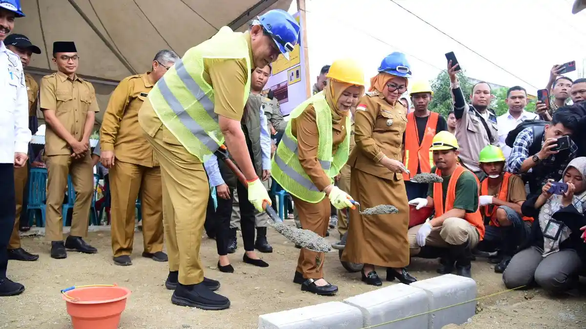Gubernur Gorontalo Gusnar Ismail Tegas! Kontraktor Diminta Selesaikan Kanal Tanggidaa Tepat Waktu