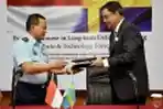 TNI Adakan Seminar Bersama Swedish Defence University dan SAAB