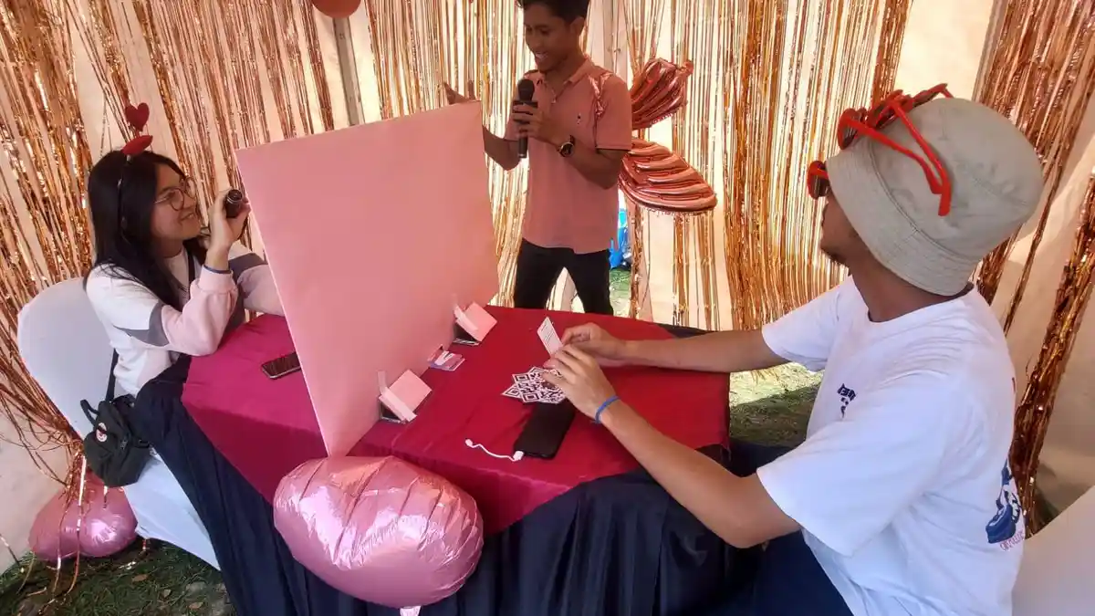 Mahasiswa SBM ITB Praktik Ilmu Manajemen dan Bisnis di Ajang Ganesha Fair