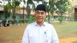 Mantan-Kepala-Dinas-Lingkungan-Hidup-Kota-Tangerang-Tihar-Sopian.jpg