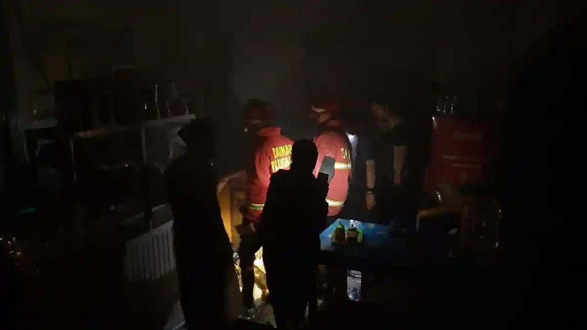 Gara-gara Obat Nyamuk Bakar, Kantin Green UIN Tulungagung Terbakar