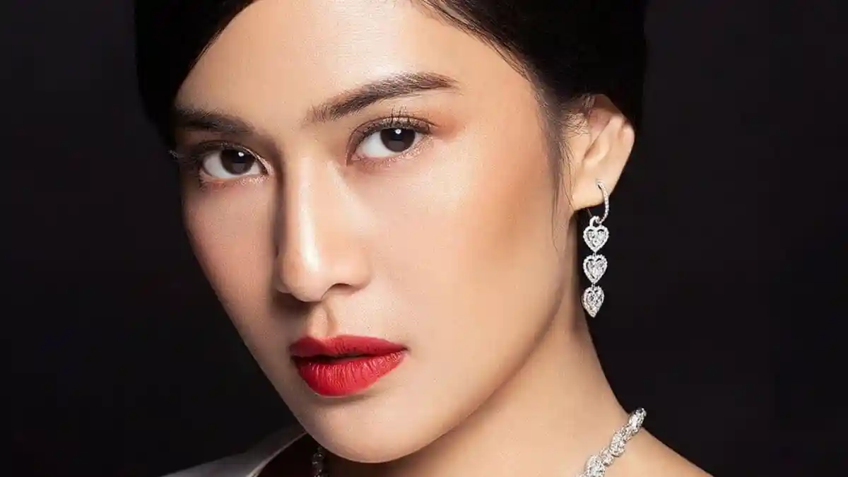 Dian Sastro Tanggapi Cuitan Viral Netizen Twitter, Ngaku Pernah Diremehkan Saat Jadi Gadis Sampul