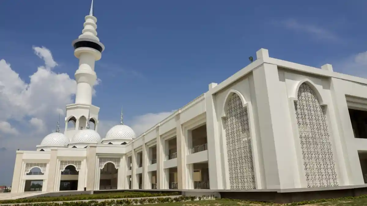 5 Masjid di Batam yang Instagramable, Cocok untuk Wisata Religi Bersama Keluarga