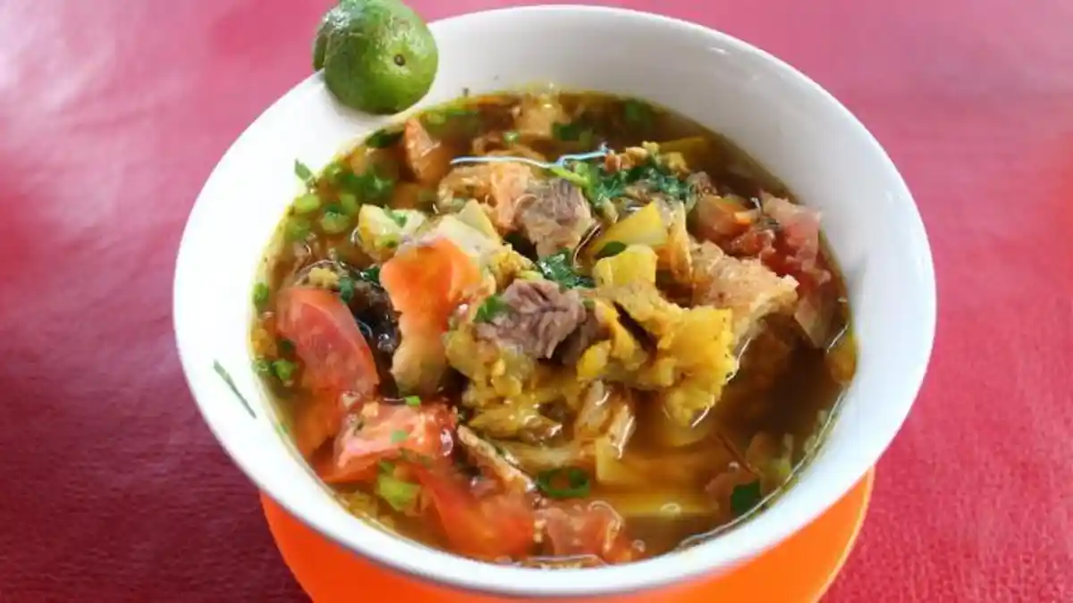 Ingin Makan Soto khas Bogor? Coba Anda Kunjungi Dua Warung Soto Ini