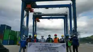 CRANE-RTG-PT-Pelindo-Petikemas-tegaskan-rubber-tyred-gantry-crane.jpg