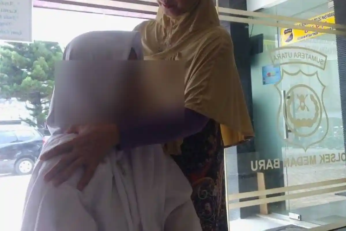 NEWS VIDEO: Pengakuan Siswi Korban Pelecehan: Sopir Angkot Tak Mau Berhenti hingga Ia Nekat Loncat