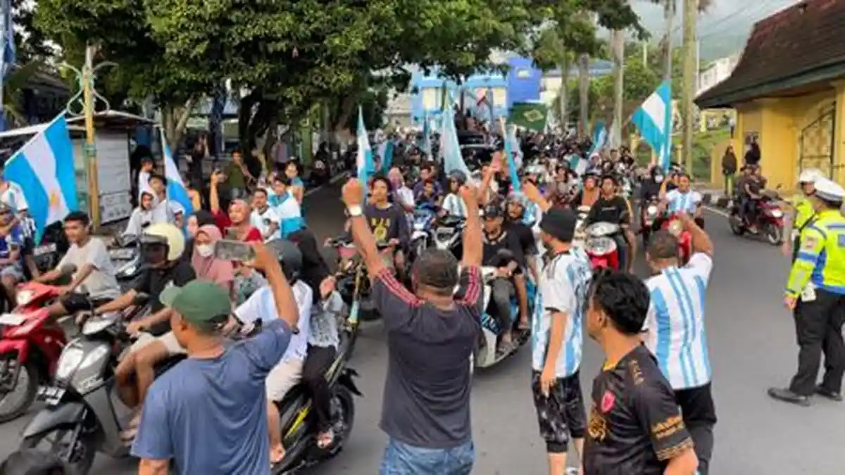 Pendukung Timnas Argentina di Ternate Rayakan Kemenangan Setelah  Menang dari  Australia