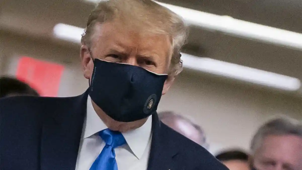 Donald Trump Dirawat dengan Obat COVID-19 yang Masih Uji Klinis, Jadi Kelinci Percobaan?