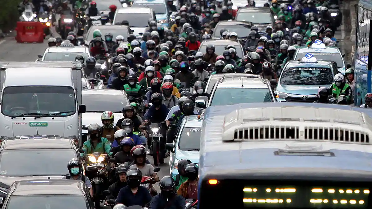 Pengamat: Program WFA Tawarkan Solusi Buat Warga Bodetabek Tapi Perlu Regulasi yang Jelas