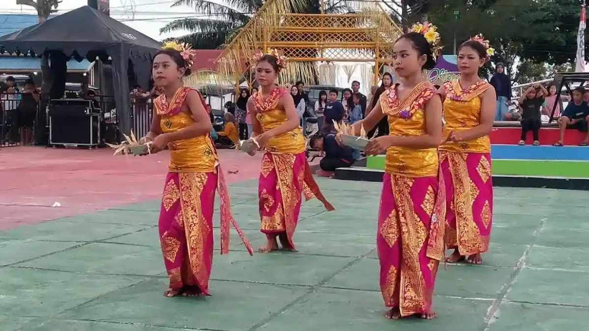 Reog Ponorogo hingga Tari Janger Bali Mentas di Festival Pesona Pohon Cinta 2024 Pohuwato Gorontalo