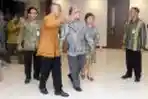 PU Harian Kompas Jacob Oetama Sambut Boediono