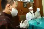 Akad Nikah dengan Protokol Kesehatan di KUA Pondok Aren